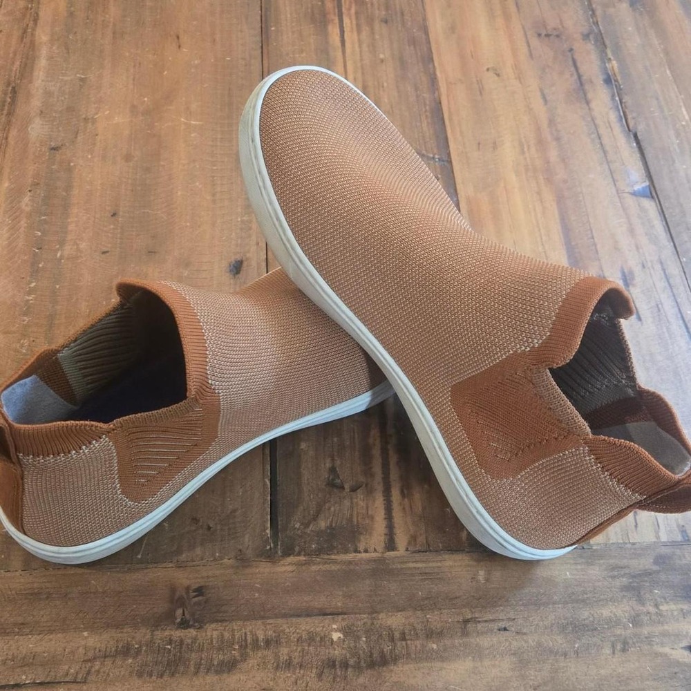 Rothys RS01 Mens Sneaker Camel Tan Brown Knit Slip On Shoes Size 8.5